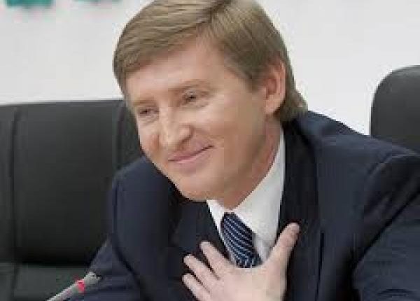 Ахметову, который «долазился в политику», напомнили об условиях сохранения бизнеса